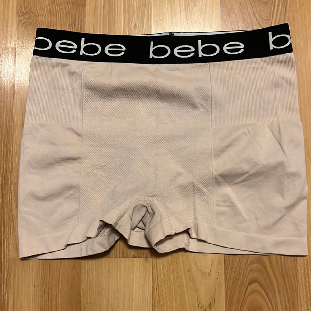 Bebe body illusions Shapewear Compression Slimming shorts  Cream size XL